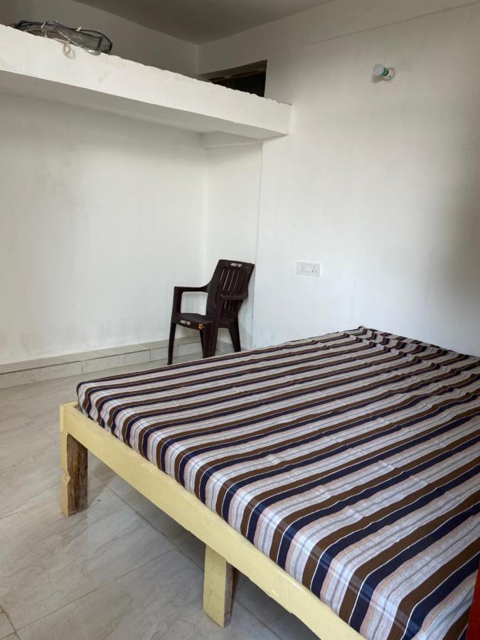 Hotel Satsangi Деогарх Экстерьер фото